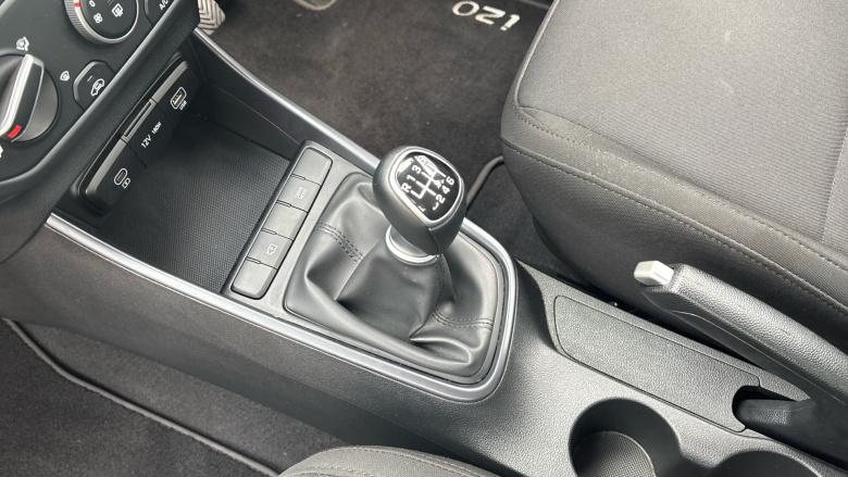 Hyundai i20 1.0T GDi Advance [Nav] 5dr Petrol Hatchback